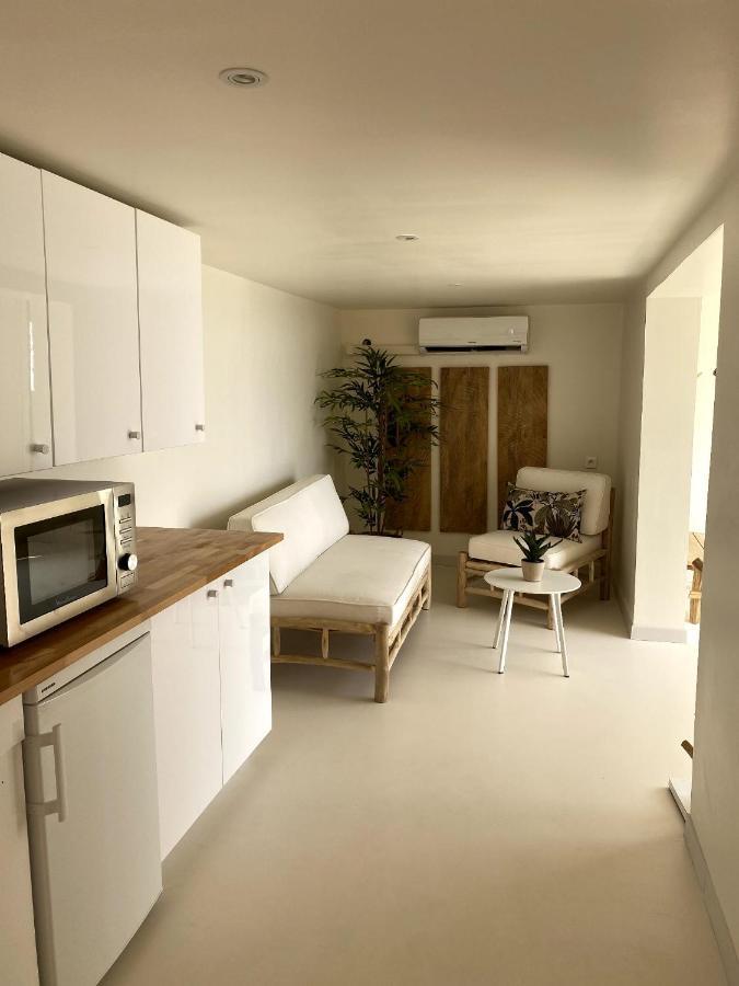 Les Suites Love 3 Spa Vue Mer Piscine Marseilles Buitenkant foto