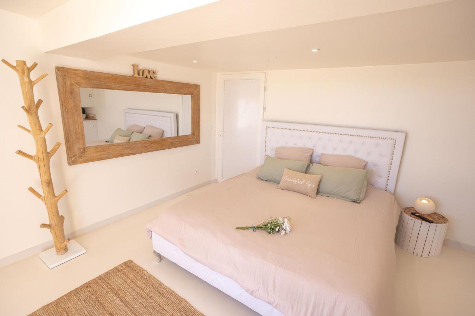 Les Suites Love 3 Spa Vue Mer Piscine Marseilles Buitenkant foto