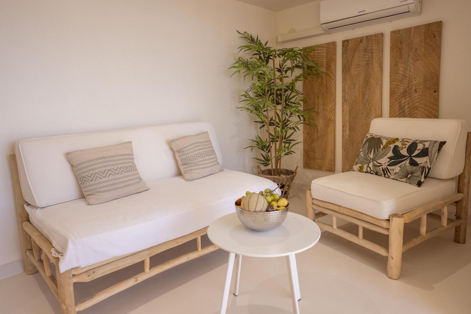 Les Suites Love 3 Spa Vue Mer Piscine Marseilles Buitenkant foto
